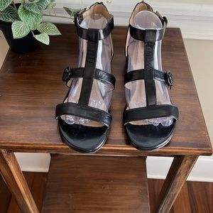 Naturalized Women Sandals size 9